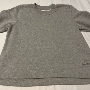 Noble Outfitters Classic Women’s Gray Sweatshirt